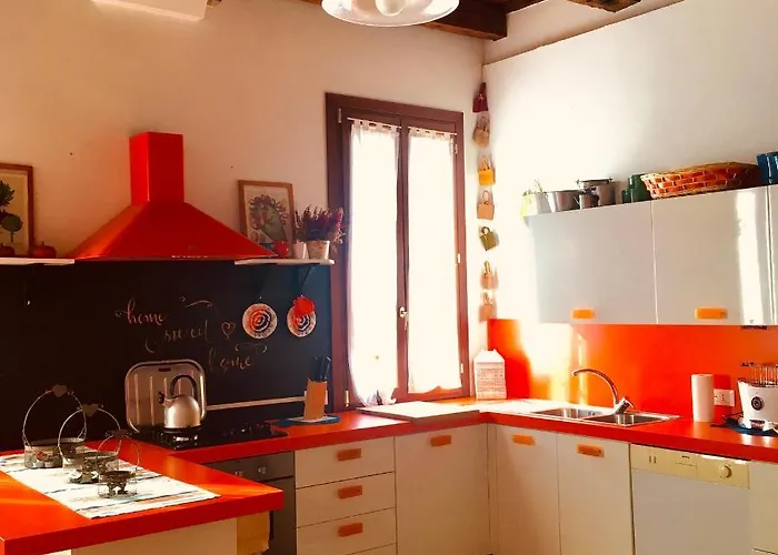 La Casa Del Pittore Апартаменты *
