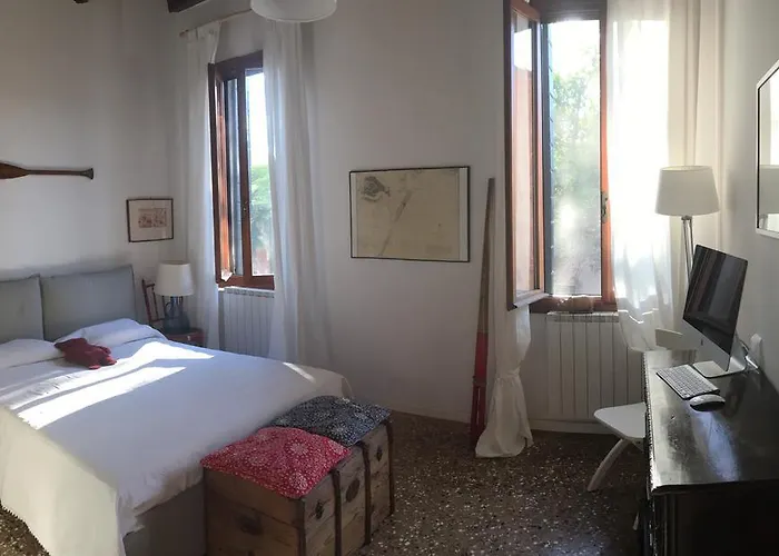 La Casa Del Pittore * Венеция